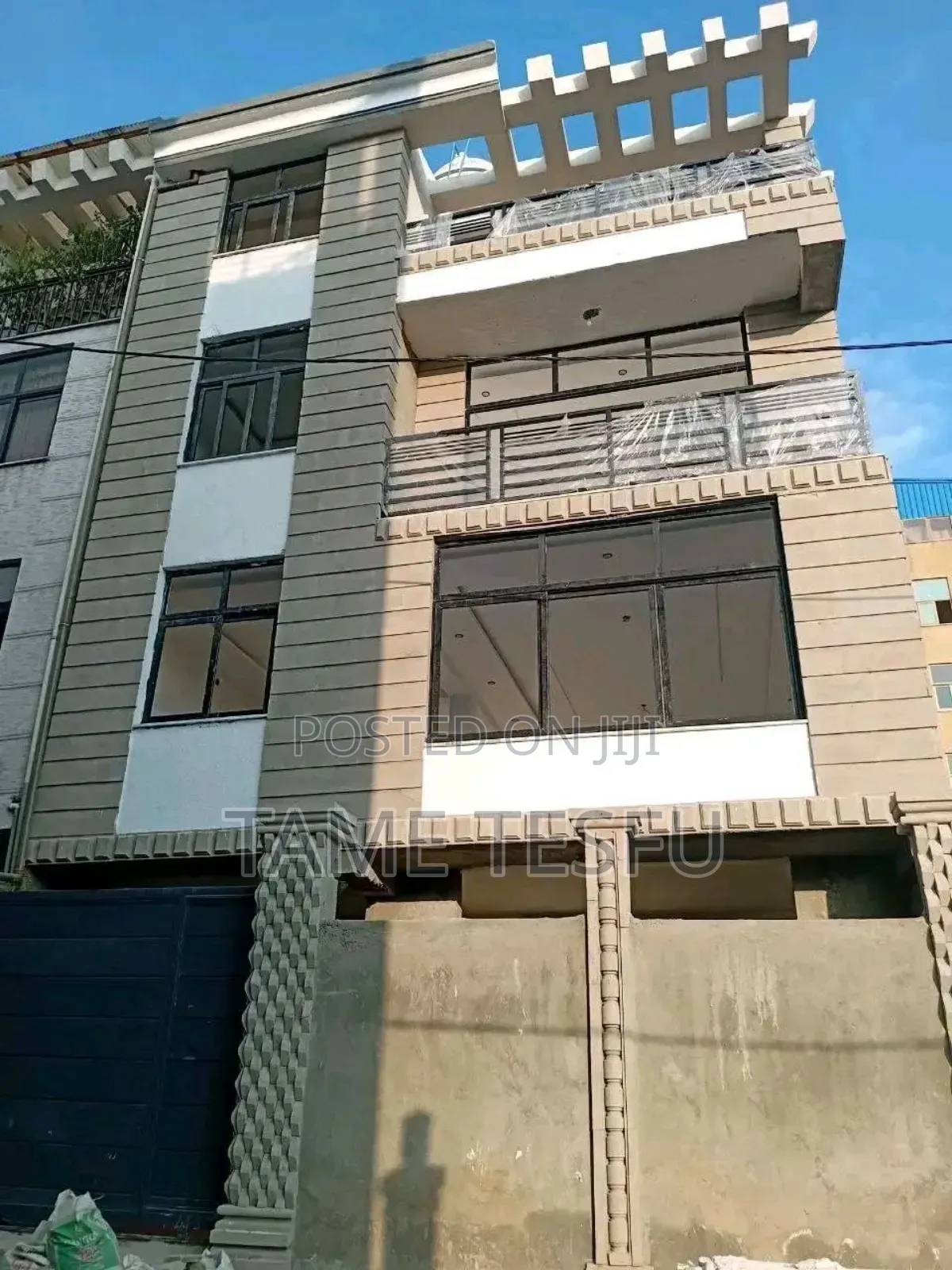 Furnished 8bdrm House in ኃይሌ ጋርመንት, Nifas Silk-Lafto for sale