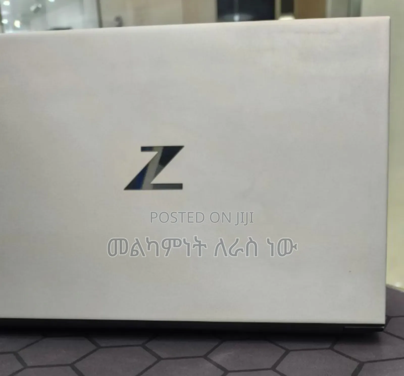 New Laptop HP ZBook Firefly G8 32GB Intel Core I7 SSD 512GB