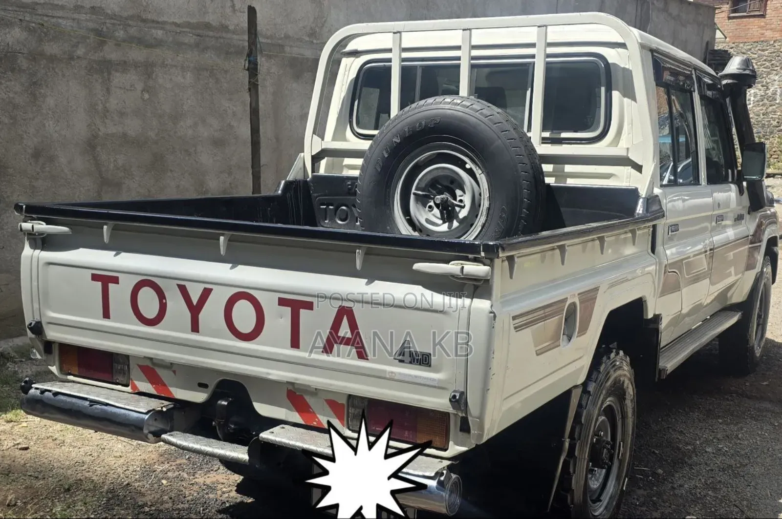 Toyota Land Cruiser 2015 White