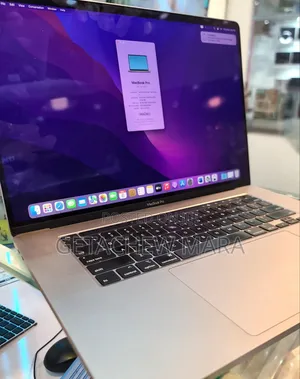 New Laptop Apple MacBook Pro 2019 16GB Intel Core I7 SSD 512GB