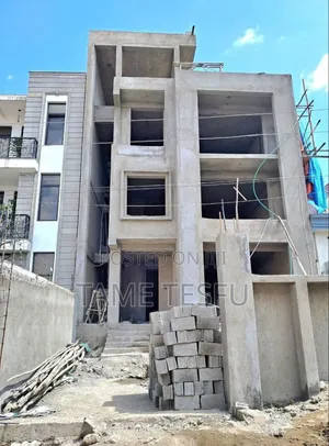 5bdrm House in ሀያት ዞን 5, Bole for sale