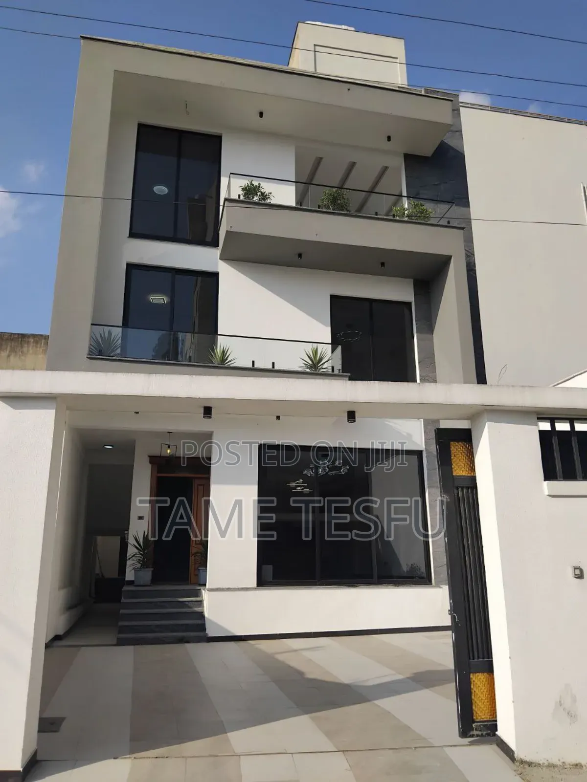 Furnished 8bdrm House in ጉርድ ሾላ, Bole for sale