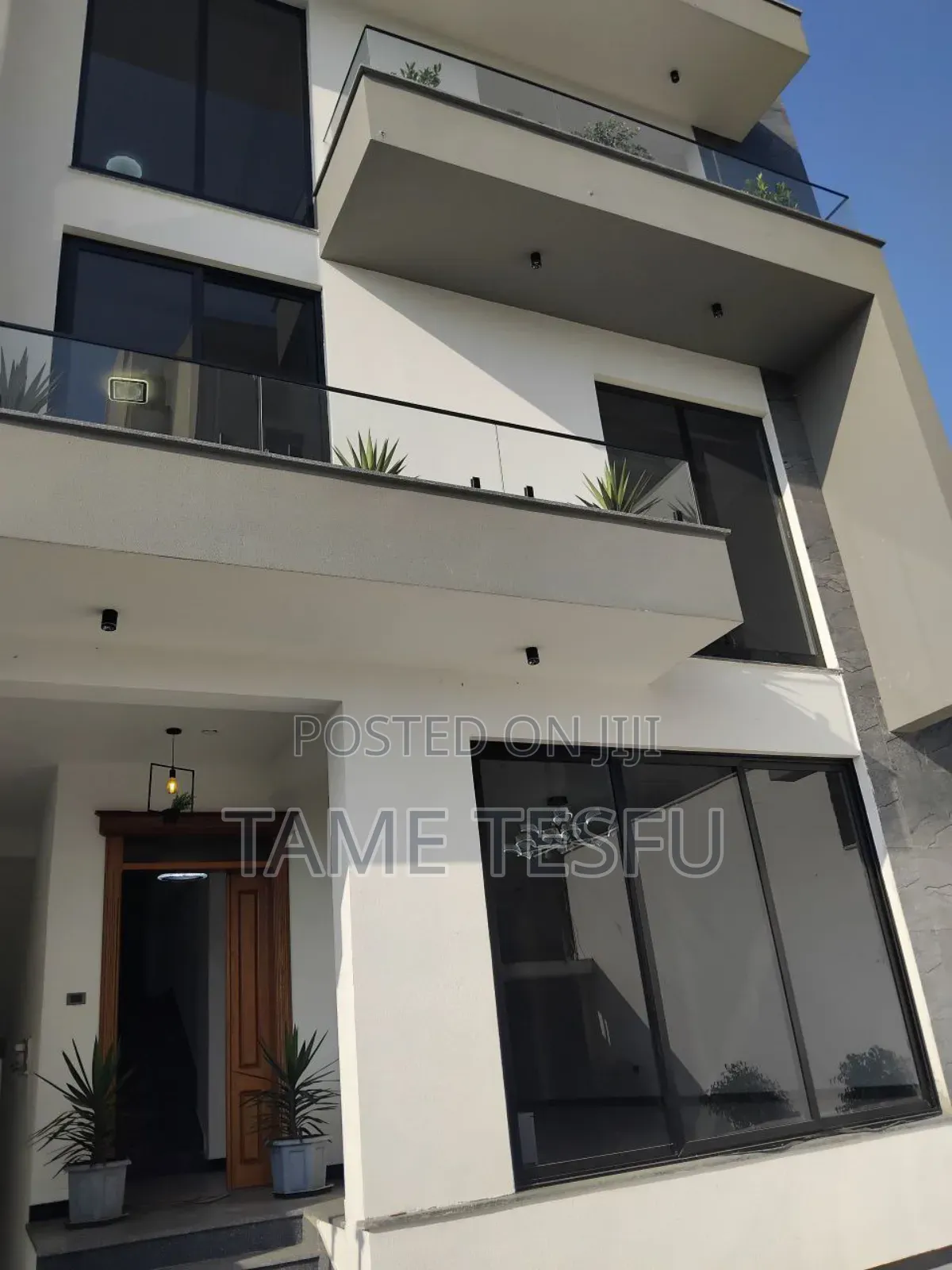 Furnished 8bdrm House in ጉርድ ሾላ, Bole for sale