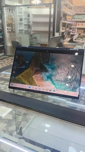 Photo - New Laptop HP Spectre 13 16GB Intel Core I7 SSD 512GB