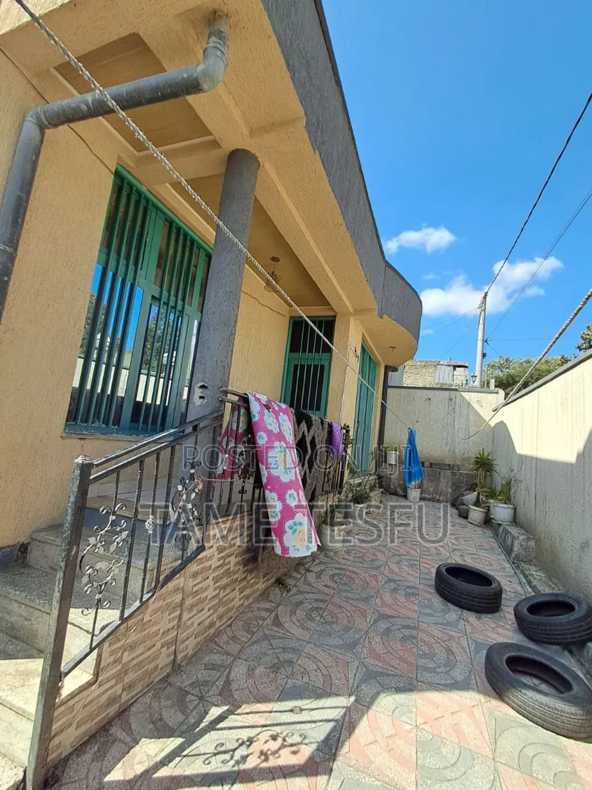 Furnished 8bdrm House in ፈራንሳይ, Bole for sale