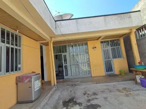 Furnished 3bdrm House in ፈራንሳይ, Yeka for sale