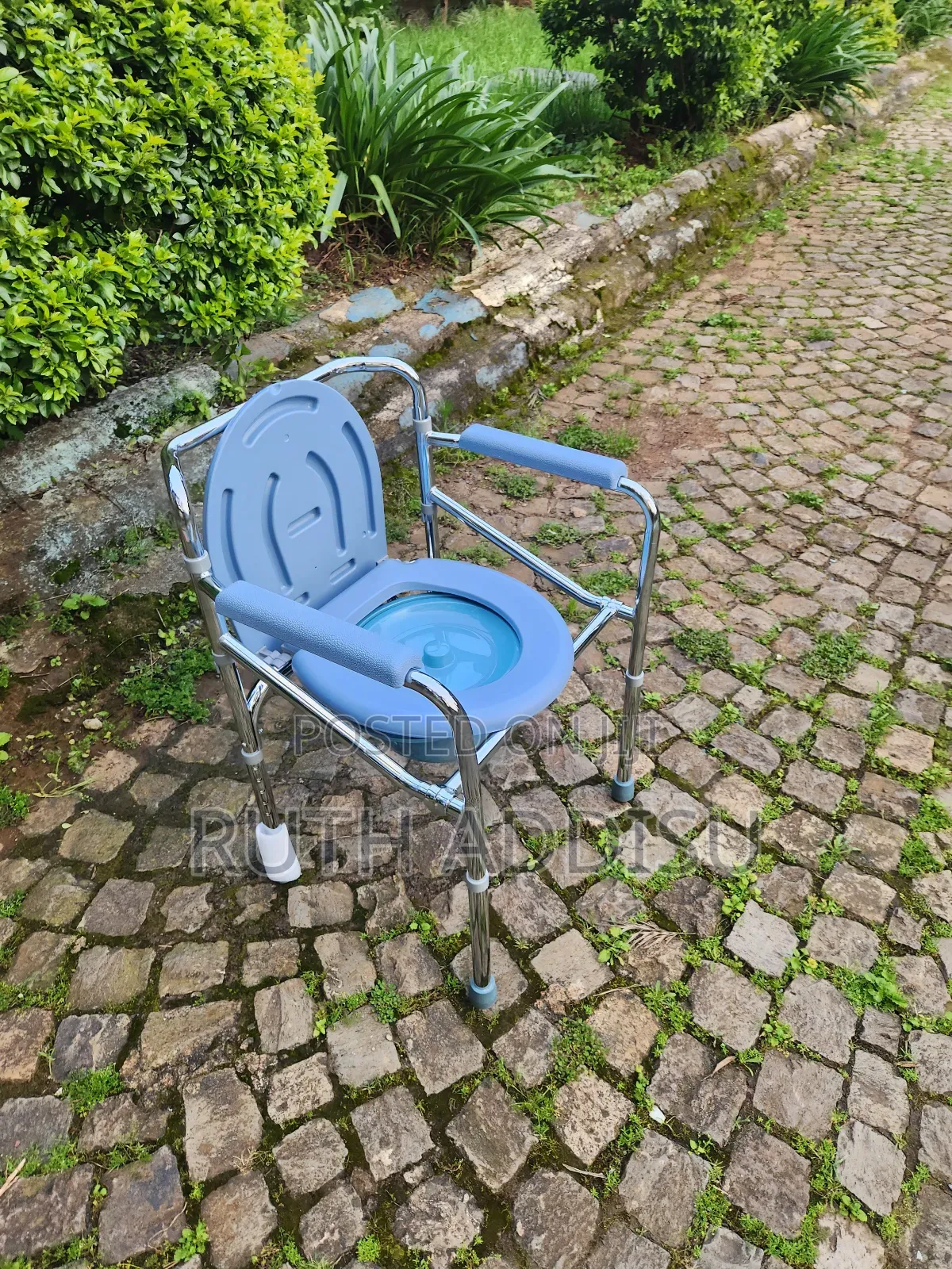 Commode Chair Brand New Adjustable Height堥那commode Chair蝨我commode