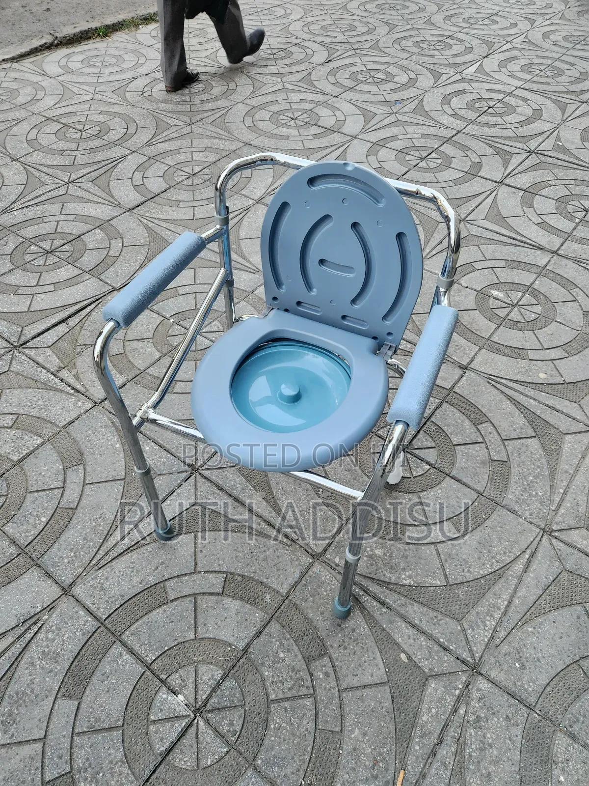Commode Chair者的toilet Char癲馬brand New Commode Chair鳵你foldabl Poty