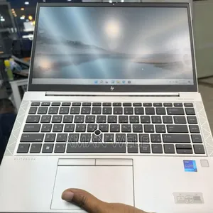 New Laptop HP EliteBook 840 G8 16GB Intel Core I7 SSD 512GB