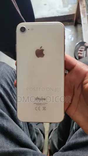 Apple iPhone 8 64 GB White