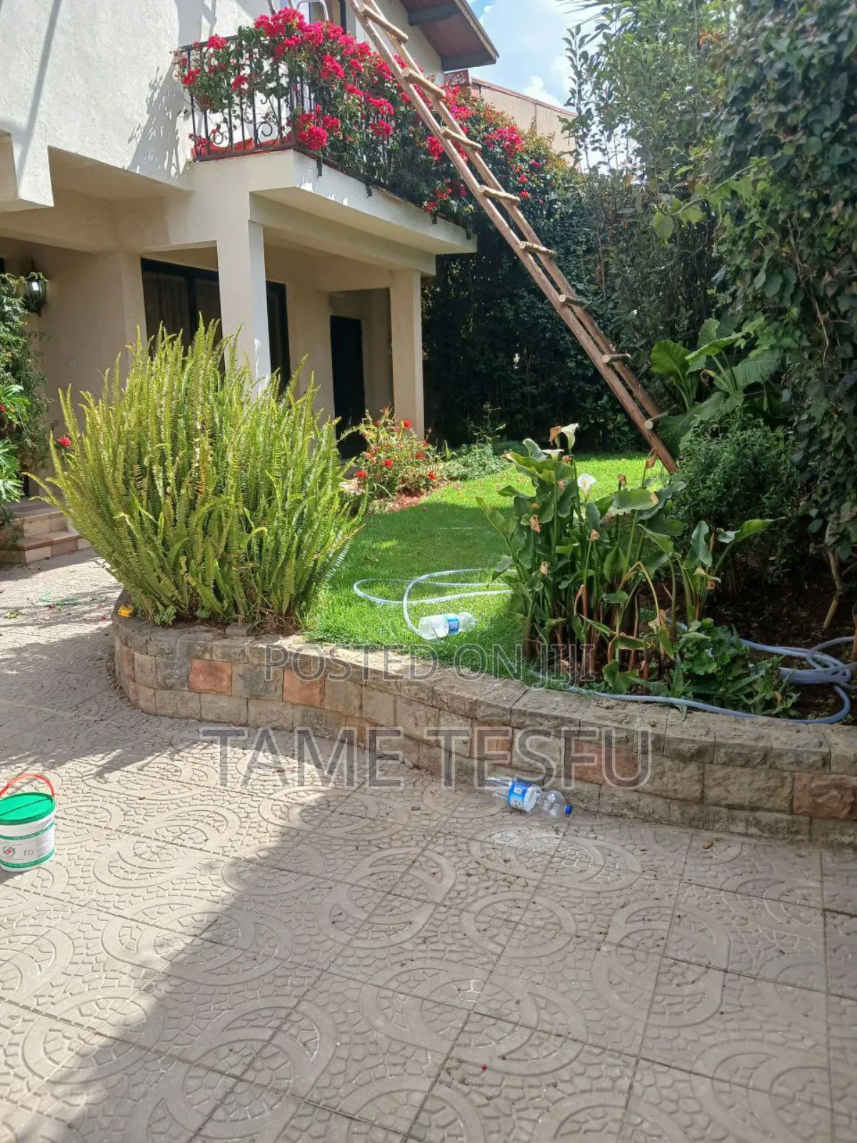 Furnished 8bdrm House in ሀያት, Bole for sale