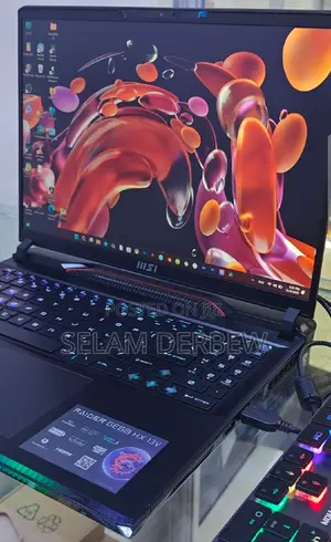 New Laptop MSI Raider GE68HX 13vi-202us 32GB Intel Core I9 SSD 1T