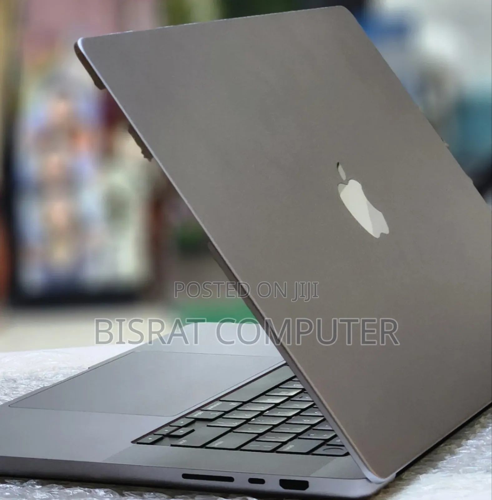 New Laptop Apple MacBook Pro 2020 M1 32GB Apple M1 Pro SSD 512GB