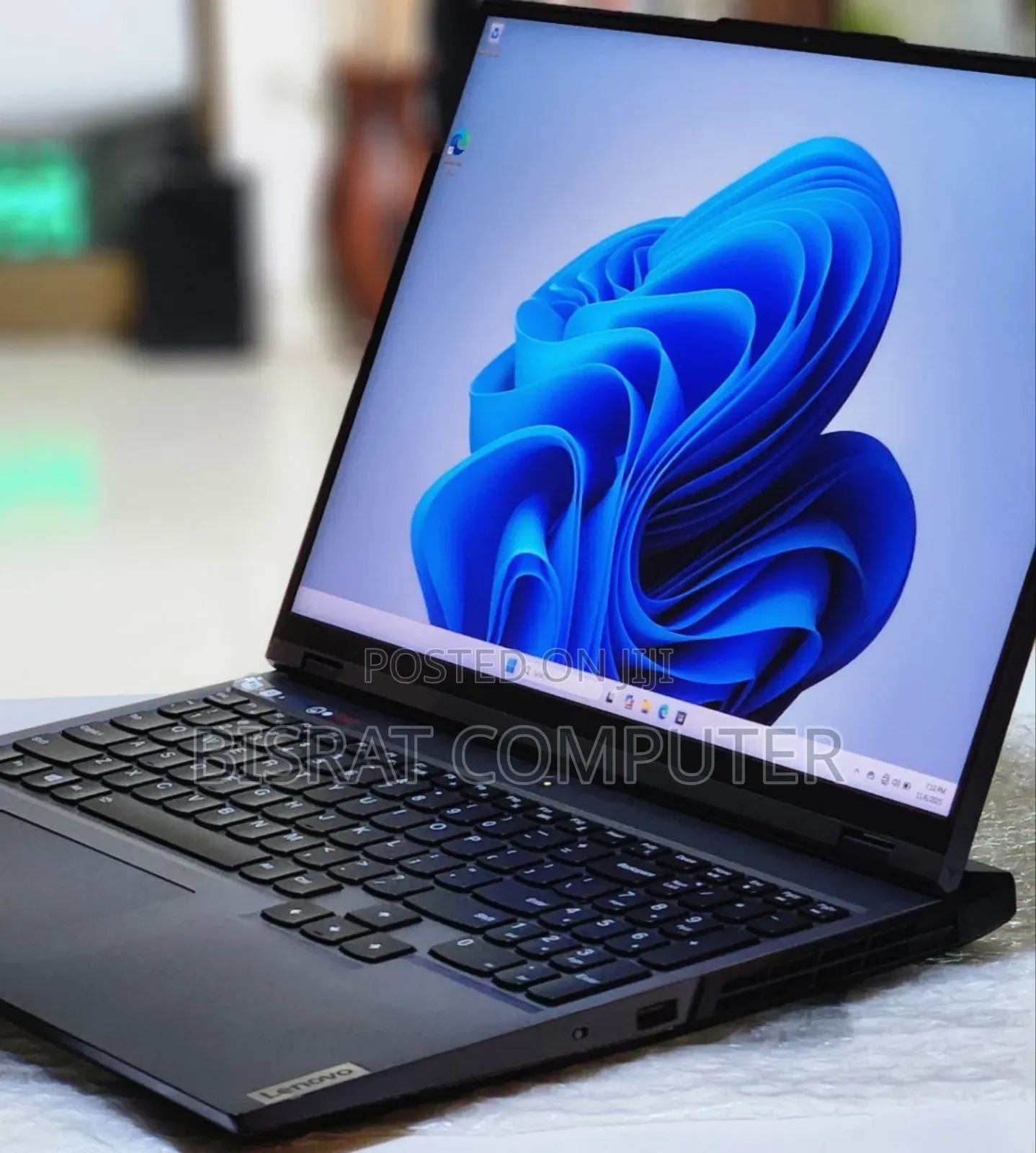 New Laptop Lenovo Legion 5 16GB AMD Ryzen 7 SSD 1T