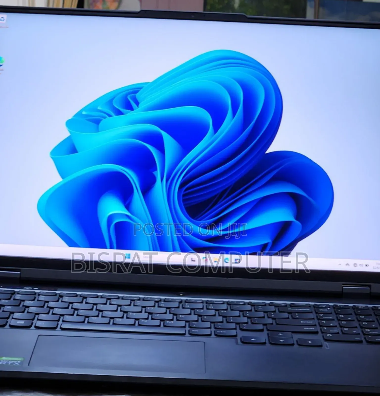 New Laptop Lenovo Legion 5 16GB AMD Ryzen 7 SSD 1T