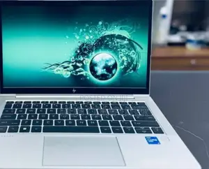 New Laptop HP EliteBook 830 G8 16GB Intel Core I5 SSD 512GB