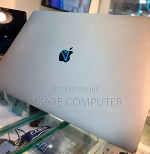 New Laptop Apple MacBook Pro 2019 16GB Intel Core I7 SSD 512GB