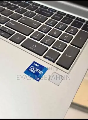 New Laptop HP Elite X2 G8 16GB Intel Core i7 SSD 512GB