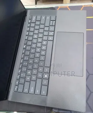 New Laptop Dell Precision 5570 16GB Intel Core I7 SSD 512GB