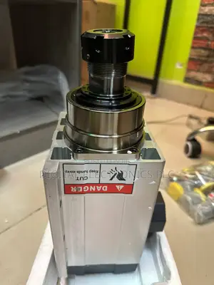 Photo - 4.5kw Air Cooled Spindle Motor Full Kit With VFD and Er32 Collet Set