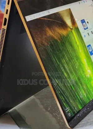 New Laptop HP Spectre X360 16GB Intel Core I7 SSD 512GB