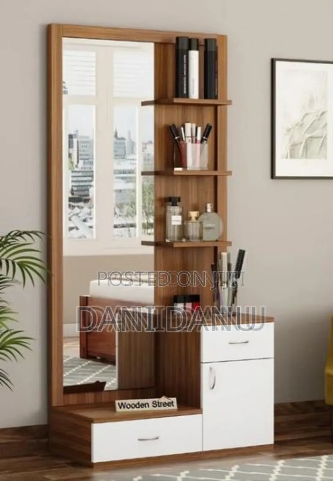 Dressing Shelf