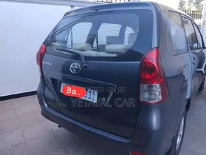 Toyota Avanza 2012 Gray
