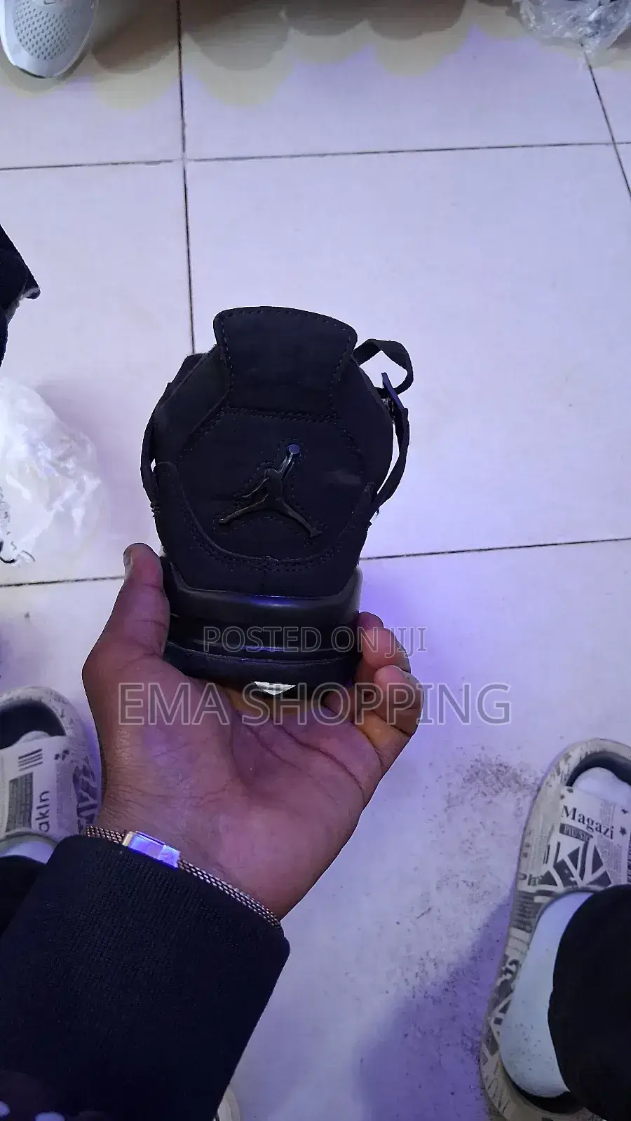 Jordan 4 Retro "Black Cat"