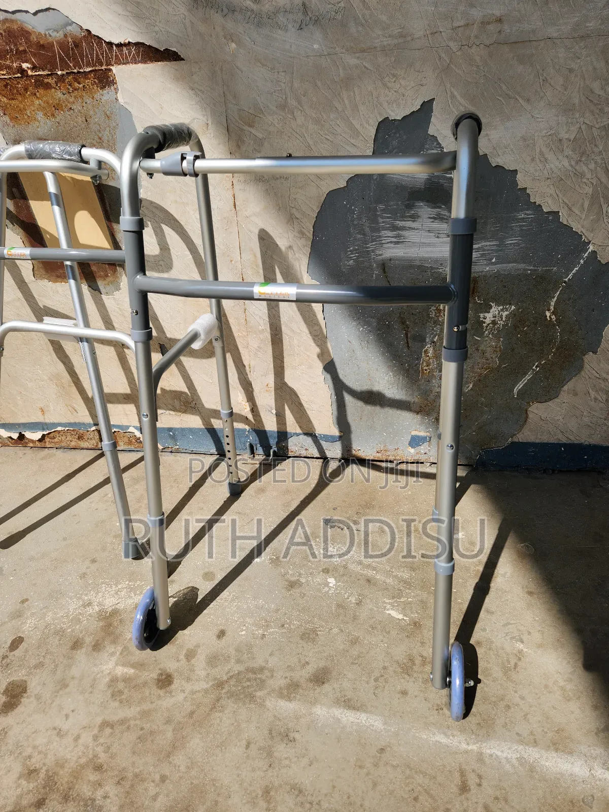Walker肺癌medical Walker腕力foldable Almunium Safe and Strong Walker New