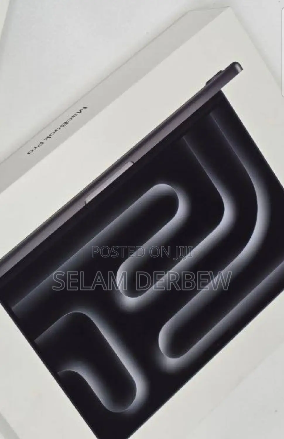 New Laptop Apple Macbook Pro 2025 M5 14-Inch 16GB SSD 512GB