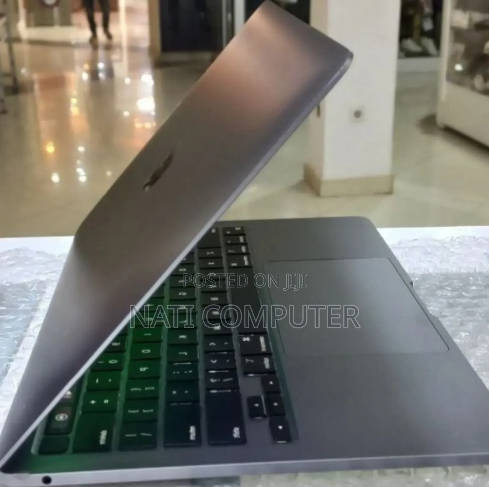 New Laptop Apple MacBook Air 2020 M1 16GB Apple M1 Pro SSD 256GB