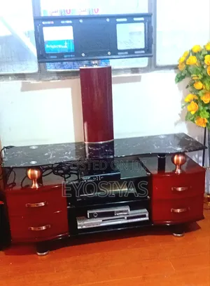 Photo - Quality Tv Stand