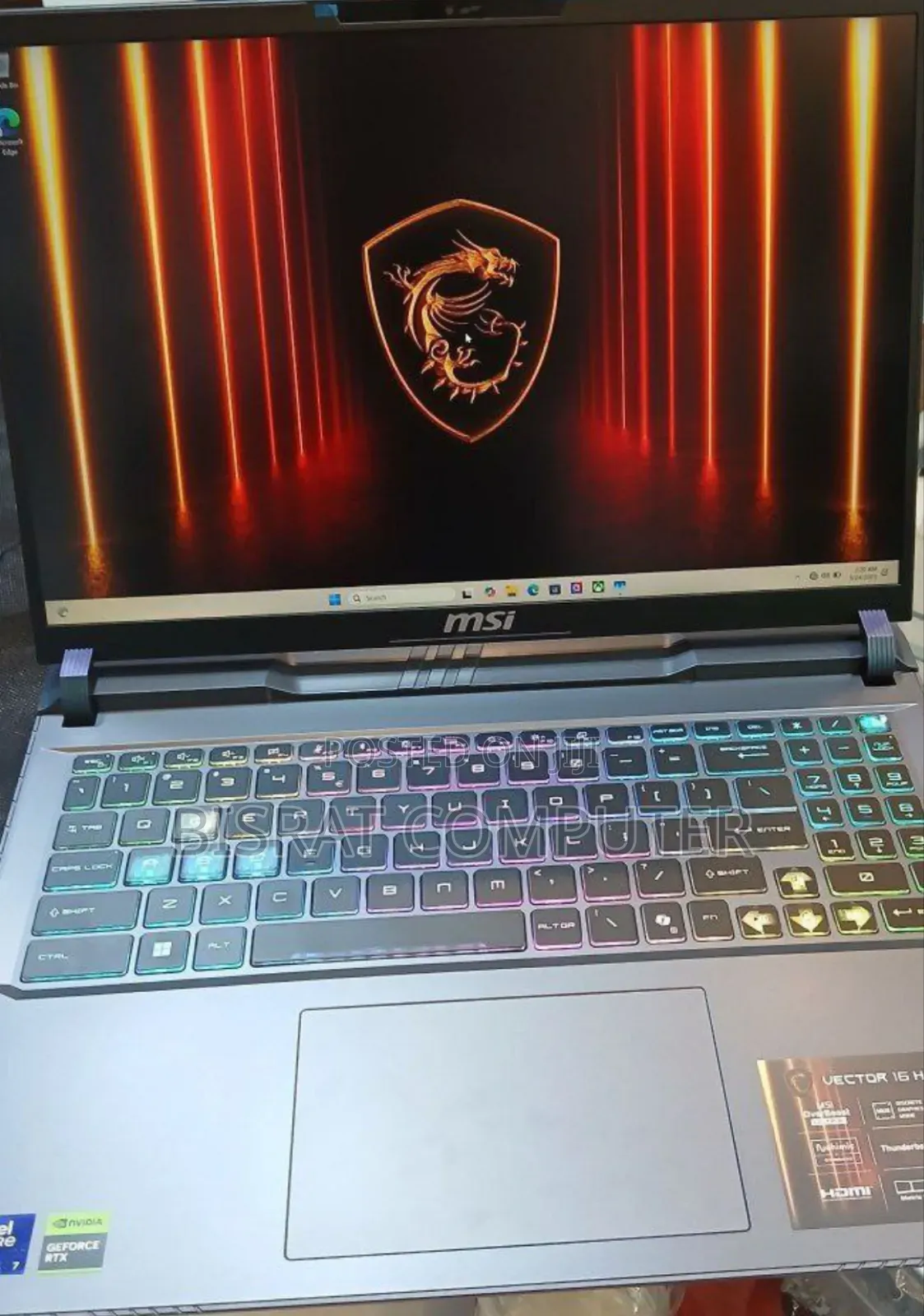 New Laptop MSI Vector 16 HX AI A2XWIG 16GB Intel Core Ultra 7 SSD 1T