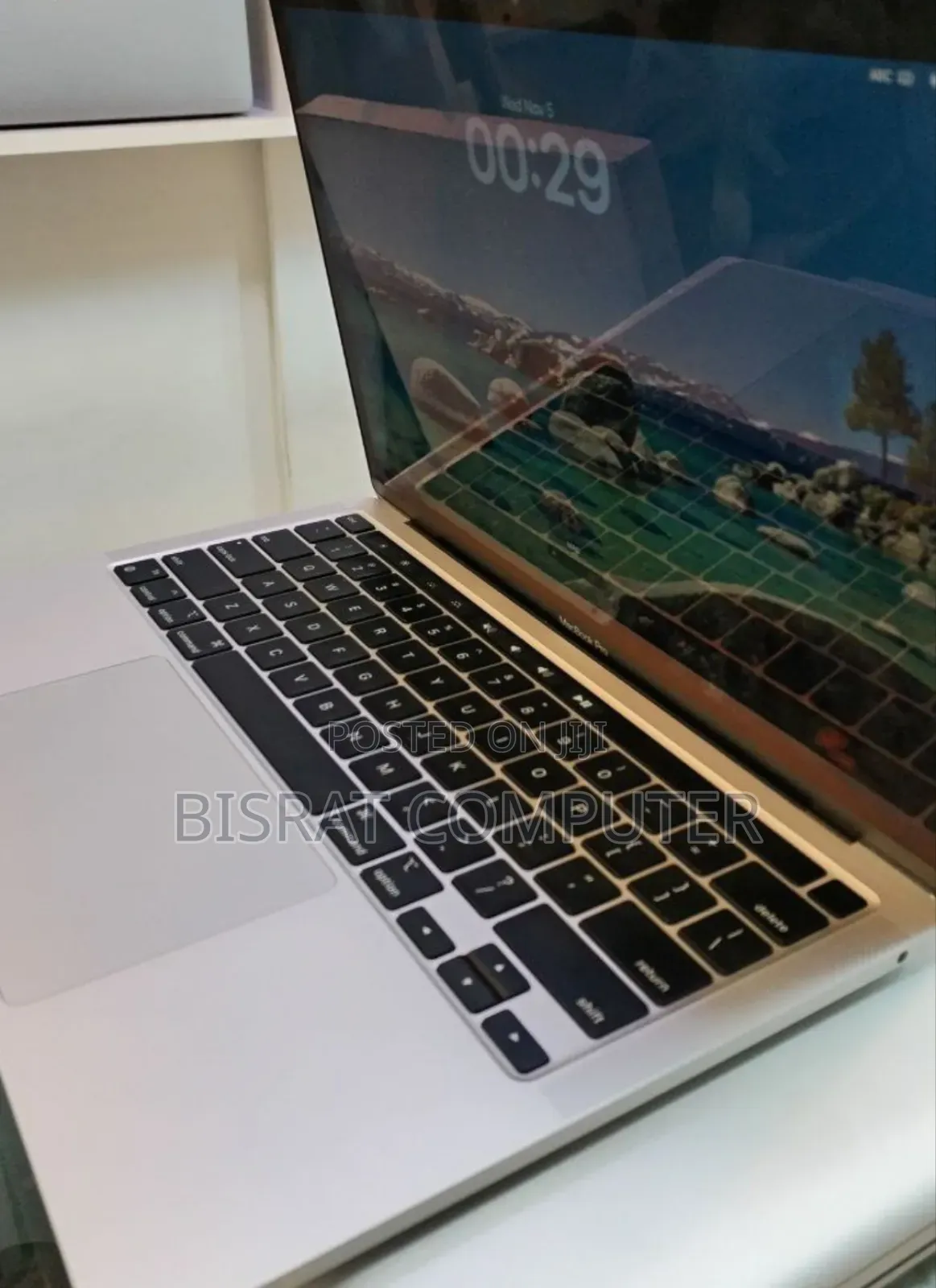 New Laptop Apple MacBook Pro M1 16GB Apple M1 SSD 512GB