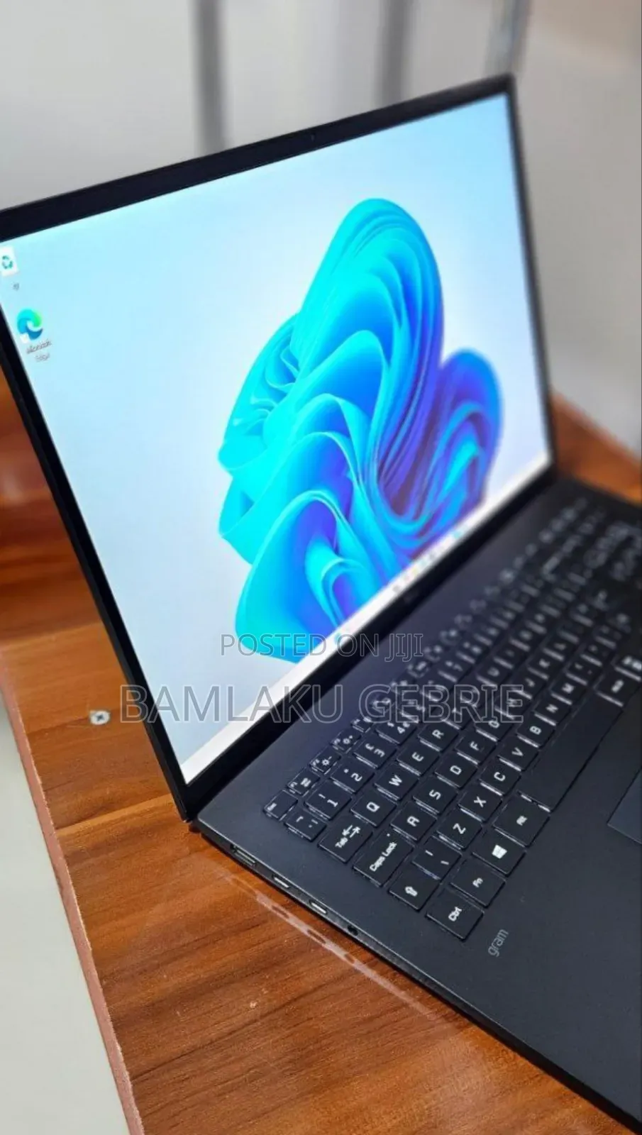 New Laptop LG Gram 15.6 16GB Intel Core I7 SSD 512GB