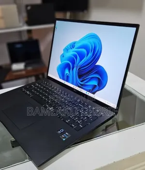 New Laptop LG Gram 15.6 16GB Intel Core I7 SSD 512GB