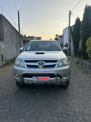 Photo - Toyota Hilux 2.5 D-4D 2008 Silver