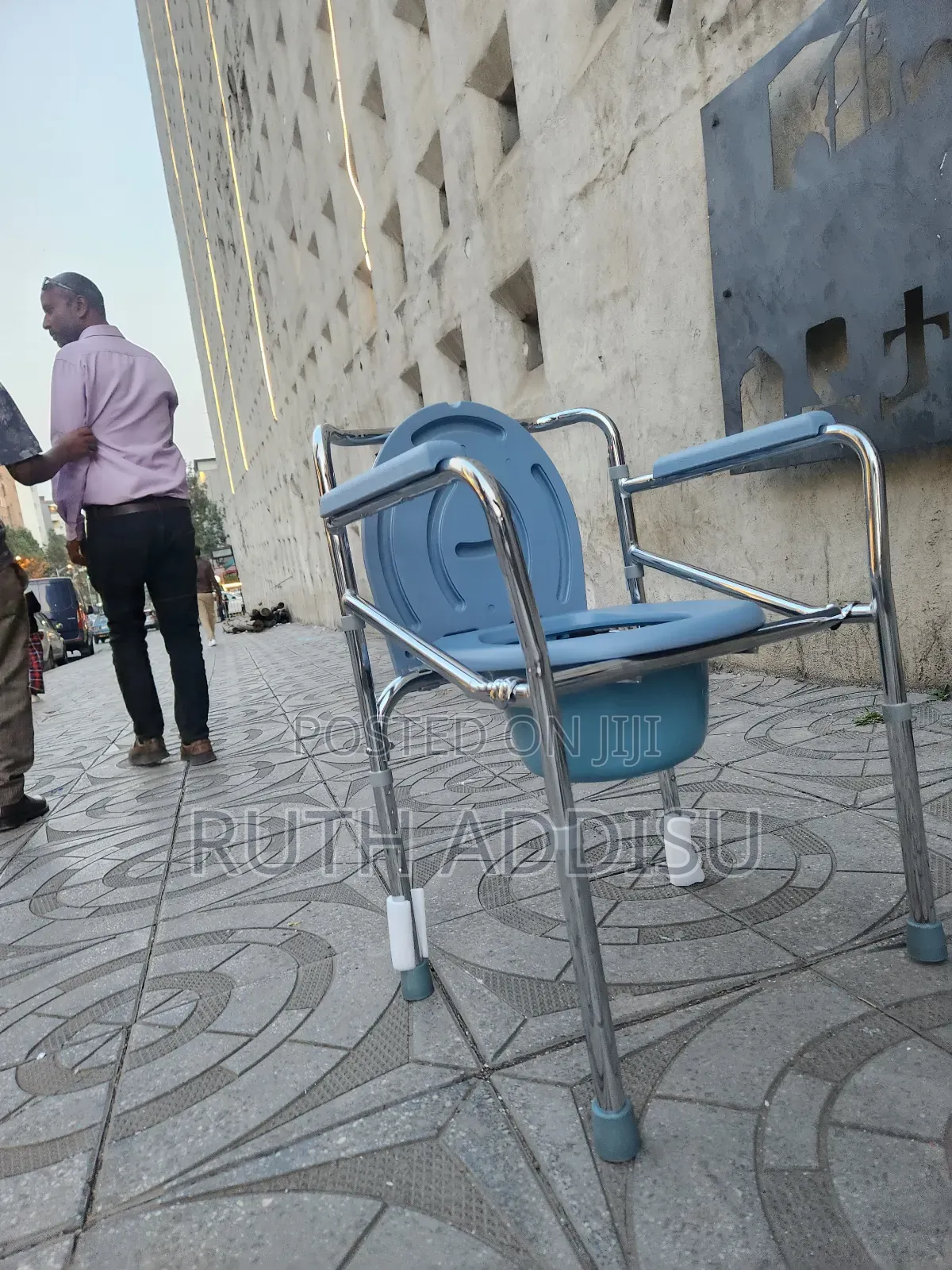 Commode Chair九龍toilet Chair Brand New承諾commode Chair腕帶commode Chair