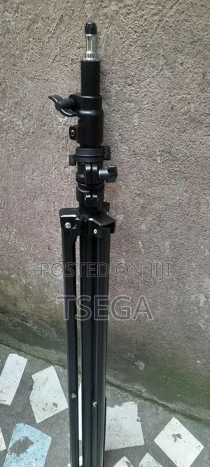 Photo - Godox Lightstand for Video and Camera