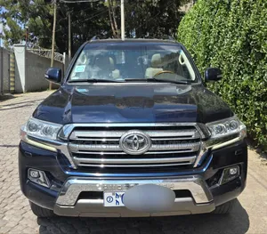 Toyota Land Cruiser 2018 Blue