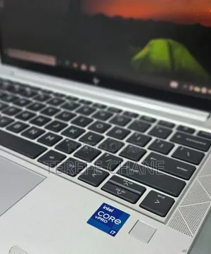 New Laptop Apple MacBook 2013 4GB Intel Core I5 SSD 256GB