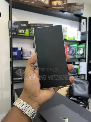 New Samsung Galaxy S24 Ultra 256 GB Gold