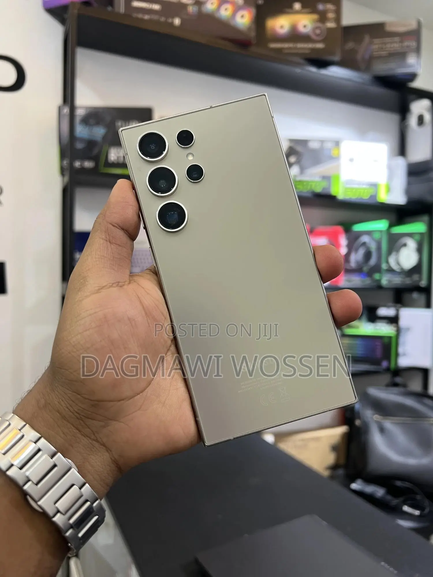 New Samsung Galaxy S24 Ultra 256 GB Gold