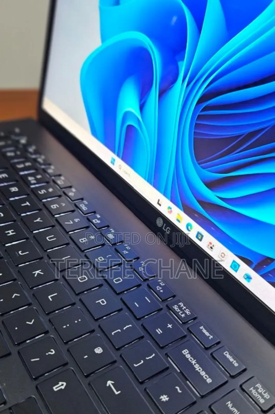 New Laptop LG Gram 15.6 16GB Intel Core I7 SSD 1T