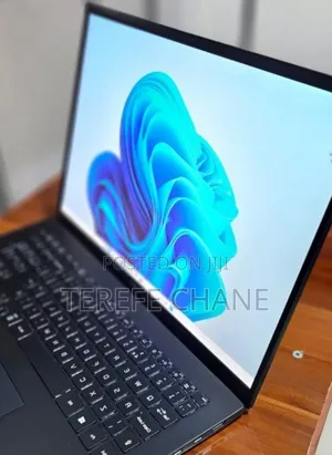 New Laptop LG Gram 15.6 16GB Intel Core I7 SSD 1T