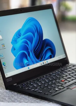 New Laptop Lenovo ThinkPad T14s G4 16GB Intel Core i7 SSD 512GB