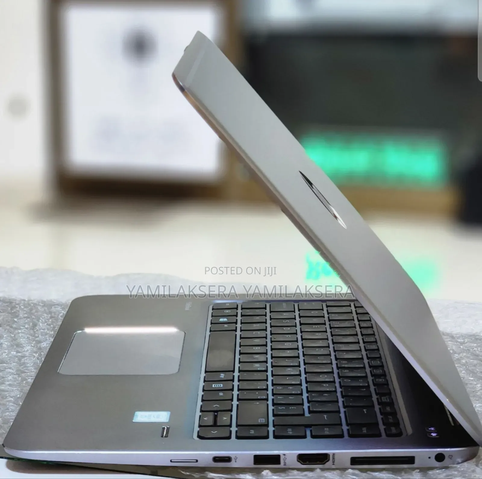 New Laptop HP EliteBook Folio 1040 G3 8GB Intel Core I5 SSD 256GB