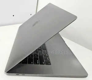 New Laptop Apple MacBook Pro 2019 16GB Intel Core I9 SSD 512GB