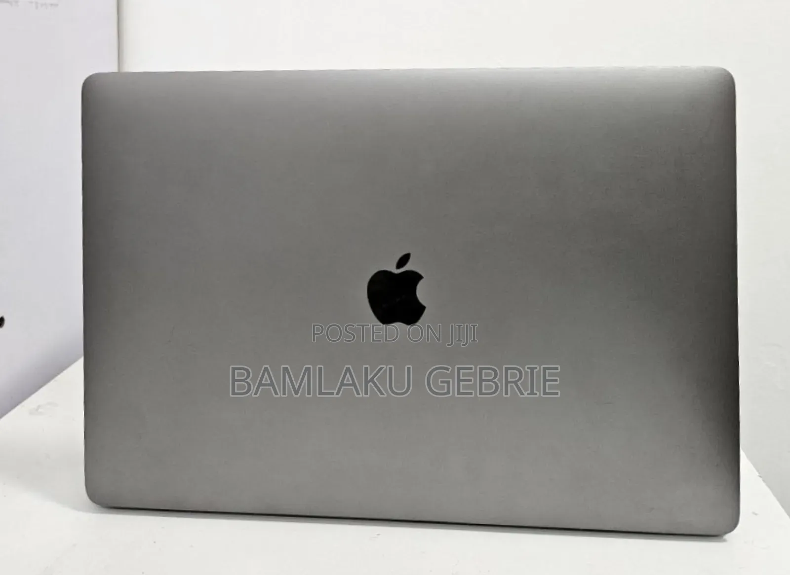 New Laptop Apple MacBook Pro 2019 16GB Intel Core I9 SSD 512GB