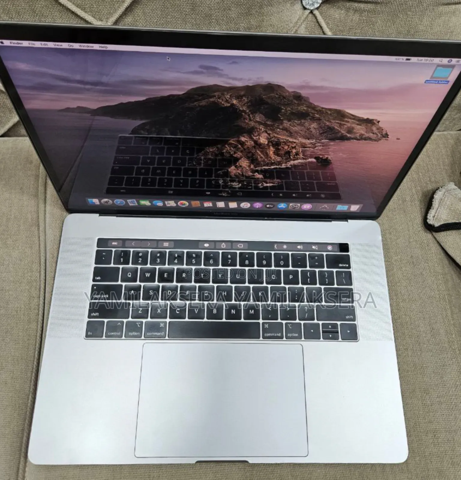 New Laptop Apple MacBook Pro 2019 16GB Intel Core i9 SSD 512GB